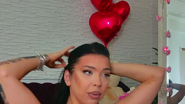 MeganSin  online show from 02/11/26, 05:45