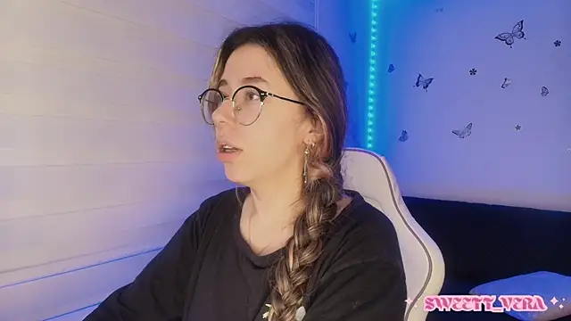 sweettvera online show from 11/03/25, 10:05