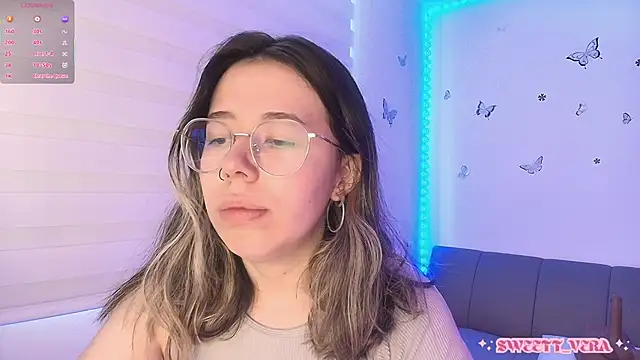 sweettvera online show from 04/21/26, 01:06