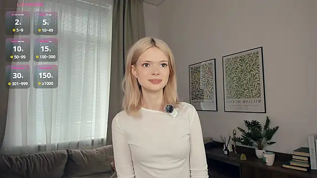 Snapshot of LaureMestler chatting on 10/09/25, 08:56 LaureMestler online show from 10/09/25, 08:56