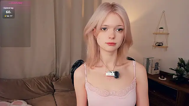 LaureMestler online show from 02/16/26, 08:32