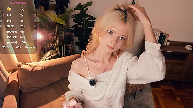 LaureMestler online show from 03/23/26, 08:07