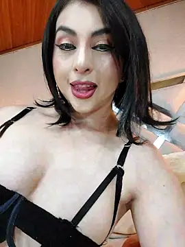 LlianneDiamond1 online show from 10/02/25, 12:17