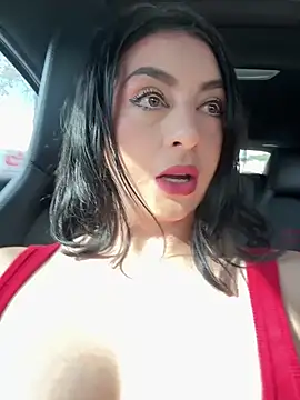 LlianneDiamond1 online show from 12/13/25, 08:04