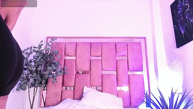 afrodita-Stone online show from 04/24/26, 02:03