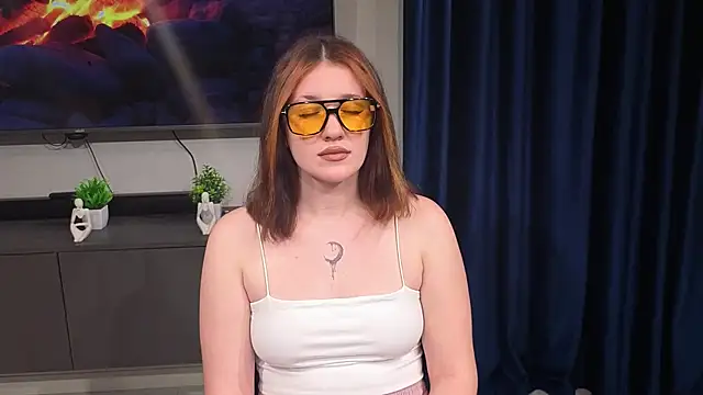 MarlaSemonick online show from 10/18/25, 07:36