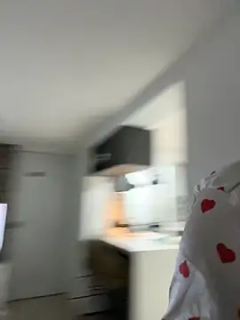 Snapshot of Gaby_002 chatting on 10/22/25, 11:37 Gaby 002 online show from 10/22/25, 11:37