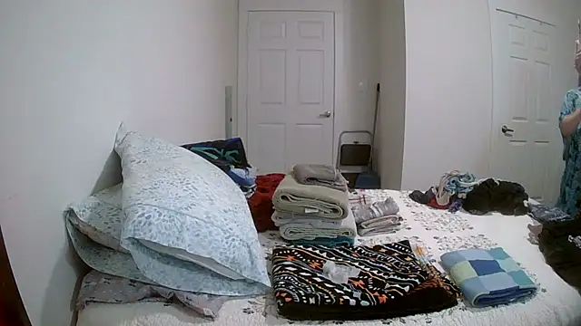 Buggy1965 online show from 04/23/26, 01:13