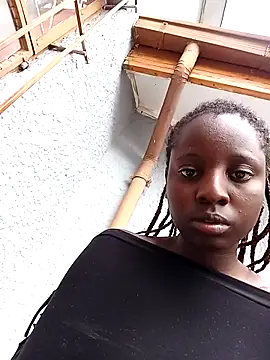 HotPetite 25 online show from 10/06/25, 12:02