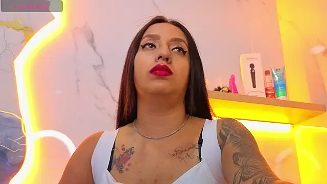 Samy Queen Tx online show from 10/11/25, 12:36