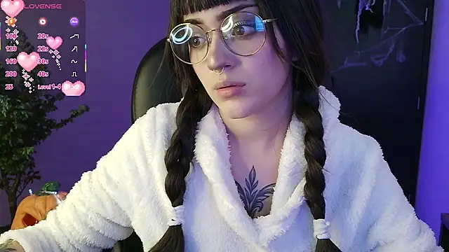 LesRose online show from 10/01/25, 06:25