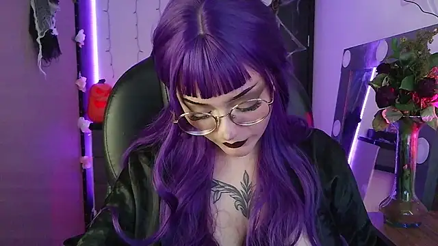 LesRose online show from 10/22/25, 04:40