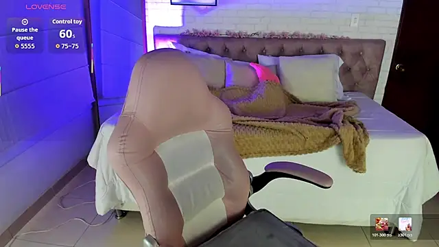 Snapshot of Antonela_vargas chatting on 02/02/26, 12:37 Antonela vargas online show from 02/02/26, 12:37