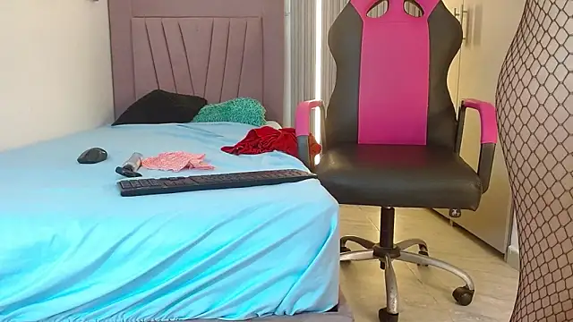 meli peach1 online show from 10/22/25, 07:35