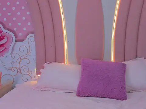 SofiaaBigBoobs online show from 11/22/25, 12:04