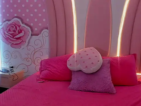 SofiaaBigBoobs online show from 12/20/25, 01:07