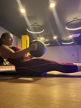 Anavalle online show from 11/19/25, 05:46