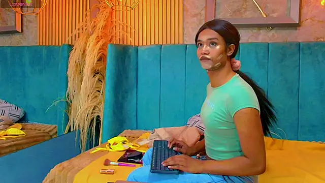 briannyte25 online show from 10/11/25, 11:53