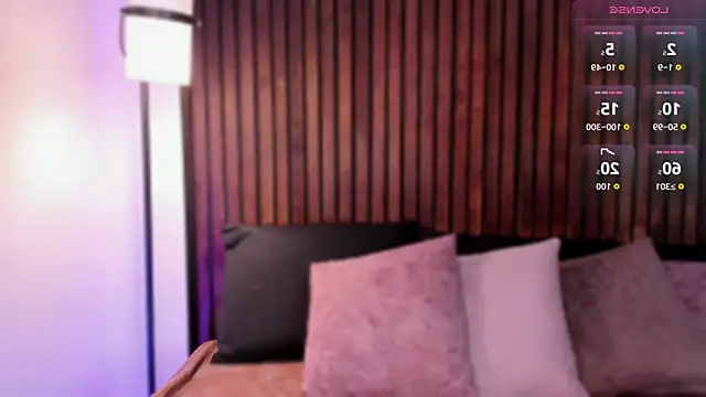 Ivana Hall online show from 12/15/25, 08:13