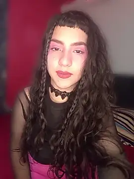 kitty  chs online show from 04/19/26, 10:12