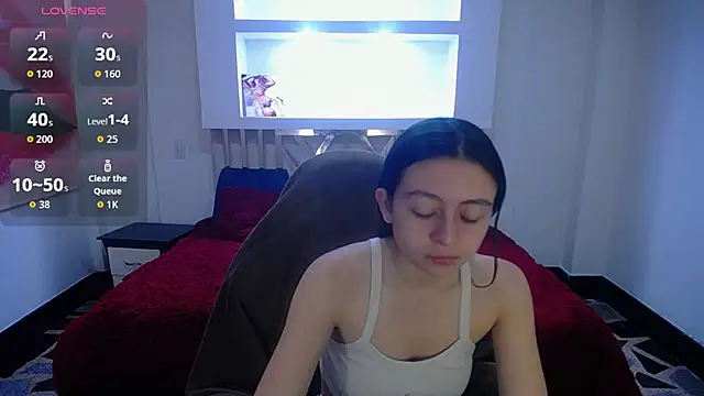 Snapshot of lala_clark chatting on 10/23/25, 12:04 lala clark online show from 10/23/25, 12:04