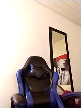 Snapshot of lala_clark chatting on 11/30/25, 11:58 lala clark online show from 11/30/25, 11:58