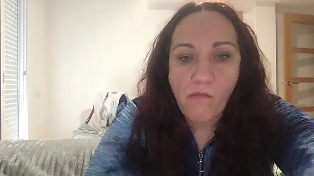 paula19800 online show from 11/08/25, 11:10