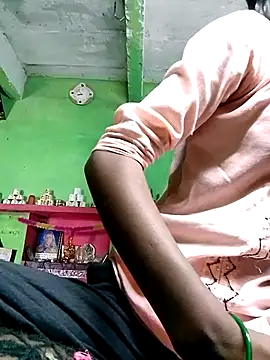 Snapshot of Cuty_kinjal chatting on 09/28/25, 06:41 Cuty kinjal online show from 09/28/25, 06:41