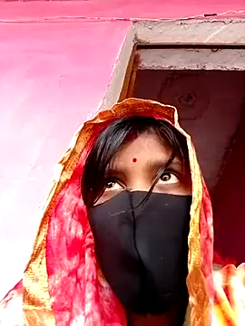 Snapshot of Cuty_kinjal chatting on 10/01/25, 05:46 Cuty kinjal online show from 10/01/25, 05:46