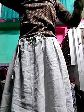 Snapshot of Cuty_kinjal chatting on 11/08/25, 09:35 Cuty kinjal online show from 11/08/25, 09:35