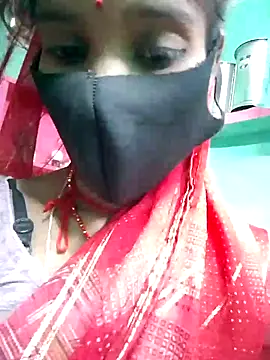 Snapshot of Cuty_kinjal chatting on 11/20/25, 07:30 Cuty kinjal online show from 11/20/25, 07:30