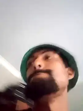 Goofygoody17 online show from 11/05/25, 01:22