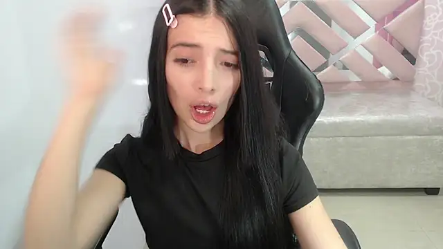 cynthia ch online show from 11/09/25, 11:52