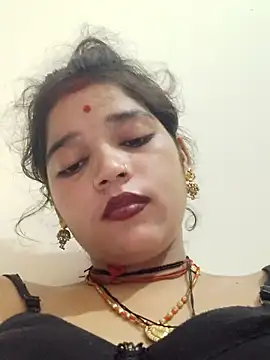 Snapshot of Mahek_love143 chatting on 06/18/26, 10:36 Mahek love143 online show from 06/18/26, 10:36