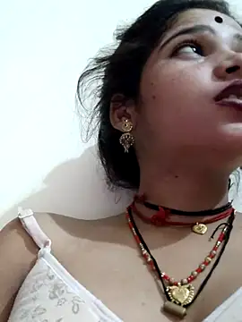 Snapshot of Mahek_love143 chatting on 06/23/26, 03:10 Mahek love143 online show from 06/23/26, 03:10