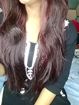 Snapshot of Marathi_Ashu1 chatting on 11/18/25, 07:02 Marathi Ashu1 online show from 11/18/25, 07:02