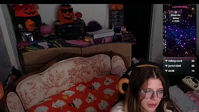 xofrankiefinexo online show from 10/15/25, 06:13