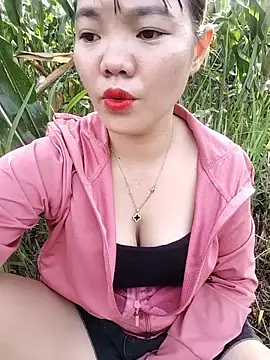 Meomeo-meo online show from 10/29/25, 01:08