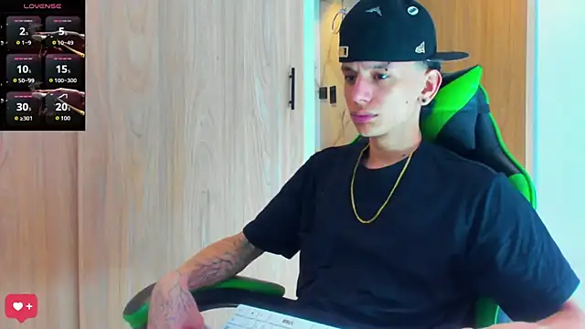 Skinny batman online show from 10/27/25, 06:45