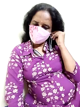 Snapshot of tamil_Boomika chatting on 11/14/25, 05:11 tamil Boomika online show from 11/14/25, 05:11