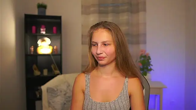 emmie murray online show from 12/18/25, 02:23