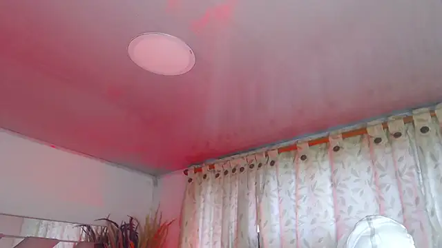 Snapshot of samycollens chatting on 10/08/25, 12:14 samycollens online show from 10/08/25, 12:14