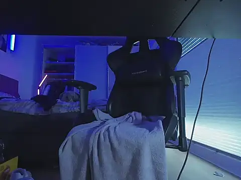 ThatsTim11 online show from 09/23/25, 01:47