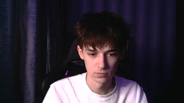 Hoot Dude  online show from 12/04/25, 01:09