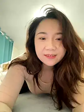 Snapshot of Momo-9988 chatting on 12/05/25, 04:58 Momo-9988 online show from 12/05/25, 04:58