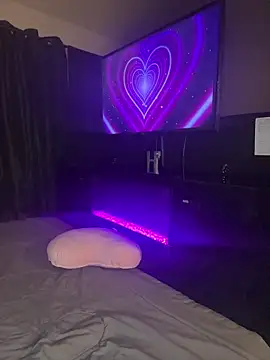 YeahhhitsBreezy online show from 01/19/26, 03:21