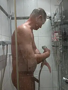 TommyTom76 online show from 10/10/25, 06:29