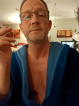 Snapshot of TommyTom76 chatting on 02/07/26, 08:23 TommyTom76 online show from 02/07/26, 08:23
