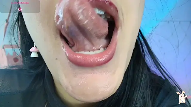 Snapshot of Hinata_21_ chatting on 10/02/25, 01:29 Hinata 21  online show from 10/02/25, 01:29