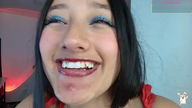 Hinata 21  online show from 04/22/26, 11:28